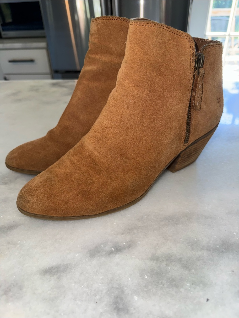 Frye Women's Suede Ankle Boots Booties-Tan Brown Suede-US Size 8.5